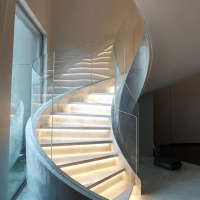 现代艺术楼梯