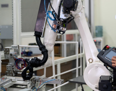 义乌自动焊接机器人的组成有哪些部件(焊接机器人的组成有哪些)