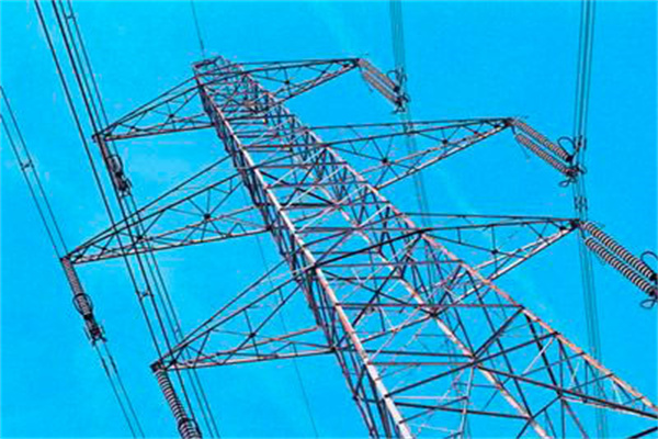 新疆电力铁塔