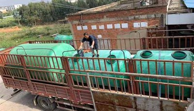 丽江玻璃钢化粪池的耐腐蚀性如何？是否需要定期进行防腐处理？