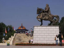 内蒙古成吉思汗陵一日游