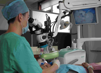 从手术显微技术的创新中获得了哪些优势？
