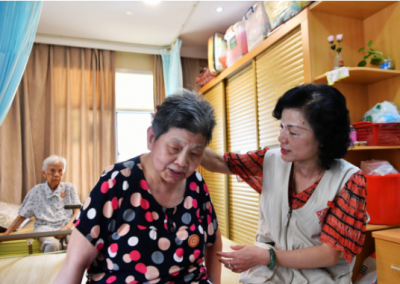社区养老服务满足了老年人的生活和健康需求