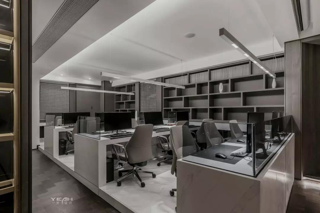 YI YE DESIGN办公空间设计与灯光体验