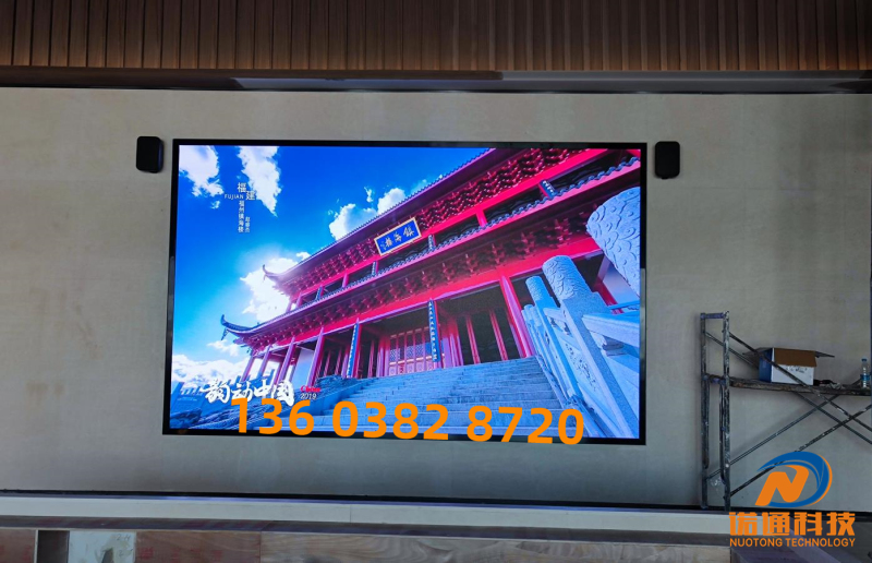 热烈祝贺建业集团许昌某售楼部室内P2高清LED全彩屏正式完工！