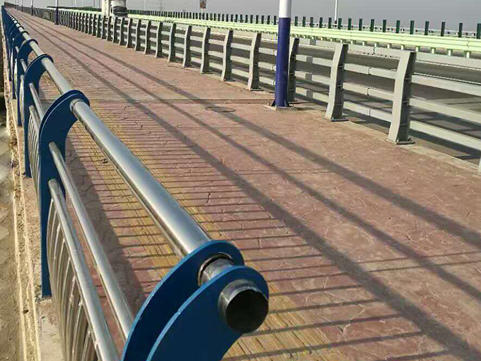 安徽高架桥复合管护栏