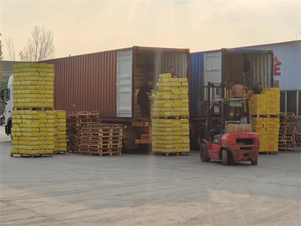 河北某农业种植公司8万个组培玻璃瓶今日发货！