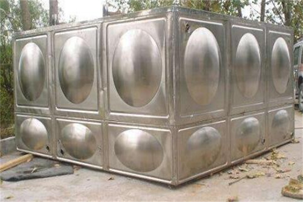 新疆不锈钢水箱厂家介绍水箱的优点？