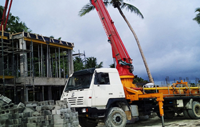 Maldives pump truck construction site