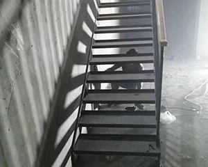 沈阳钢结构楼梯